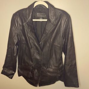 Brown  “Jaclyn Smith” Classic Womens Leather Jacket ✨